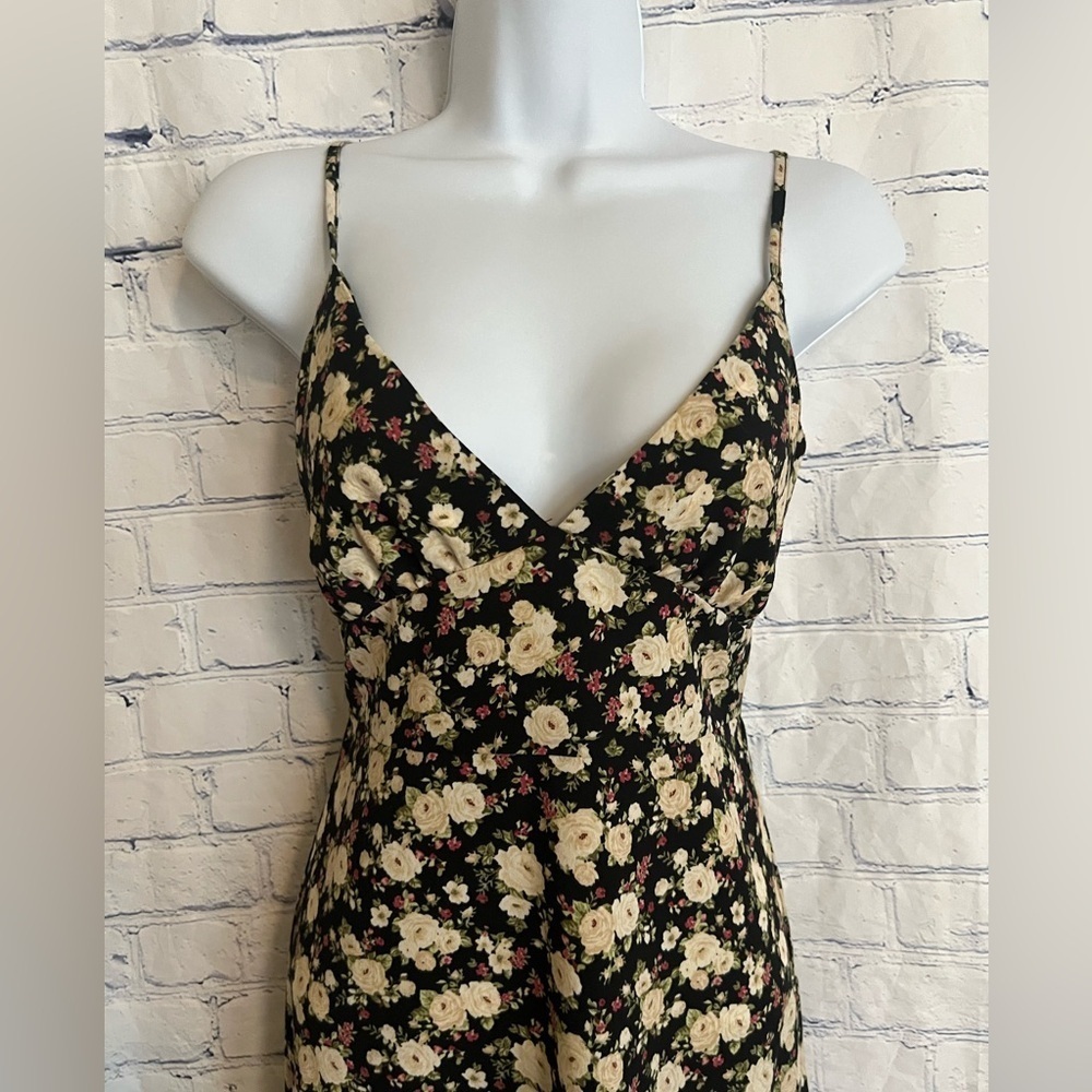 NWT forever 21 black midi floral dress tie back adjustable straps Small - Picture 3 of 7